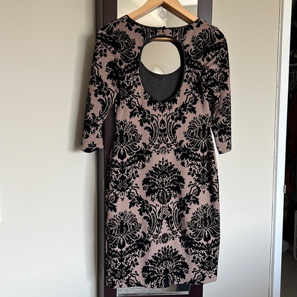 AIDAN MATTOX DRESS SIZE: 2  COLOR: BLACK/BROWN BACK ZIP Night dress formal - Picture 3 of 8